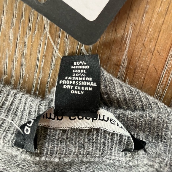 NWT Autumn Cashmere Gray & Black Striped Merino Wool Crew Neck Sweater Medium - Picture 3 of 5